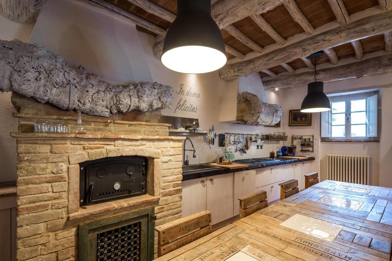 Borgo San Sisto B&B โตดี ภายนอก รูปภาพ